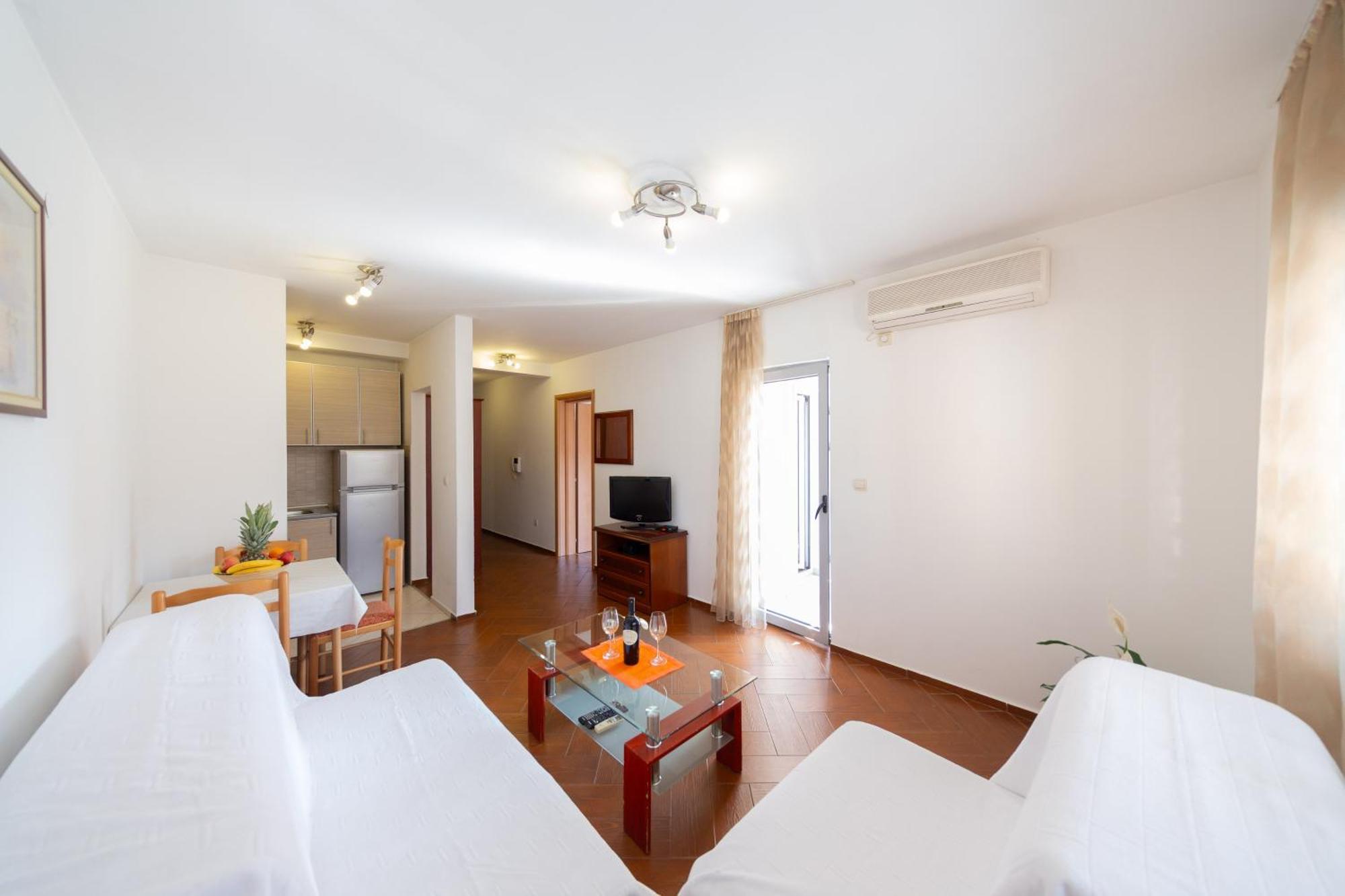 Sms Apartments Budva Kültér fotó