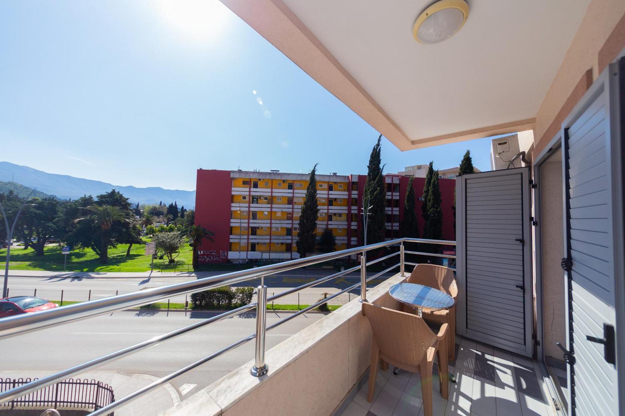 Sms Apartments Budva Kültér fotó